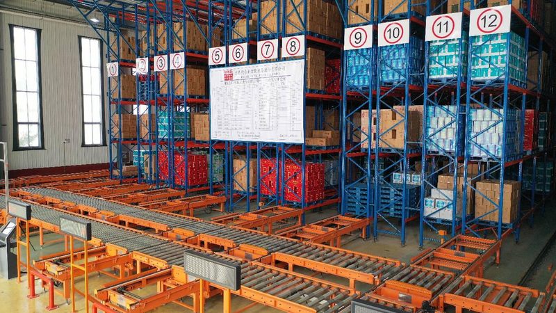 川字塑料托盘每平米价格解析：成本构成与影响因素**
